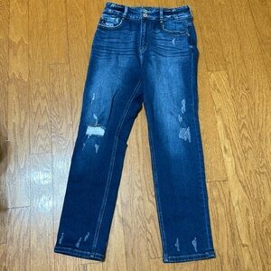 KANCAN DISTRESSED JEANS SIZE 9/28